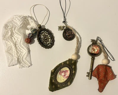 Self-made key-keychains
